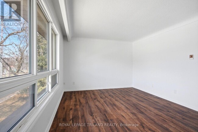 Photo - 66 Willow Rd Unit 6