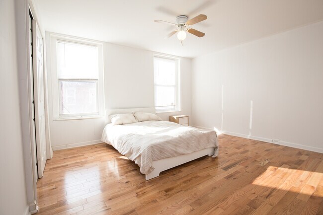 Photo - 2731 Brown Street Unidad 2F