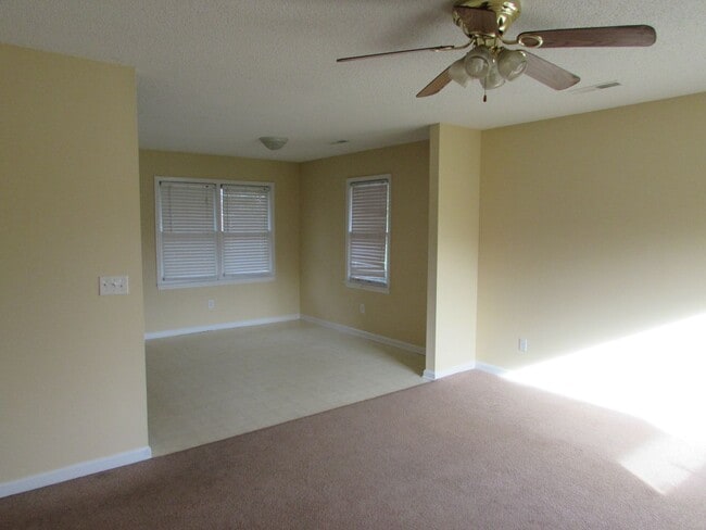 Photo - Close to Shaw AFB!