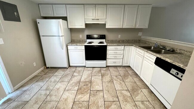 Photo - 1812 Monterey Rd