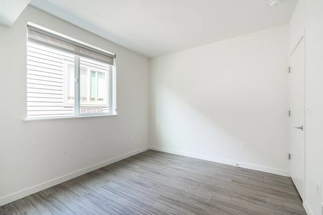 Photo - 4620 N Maryland Ave Unidad B203