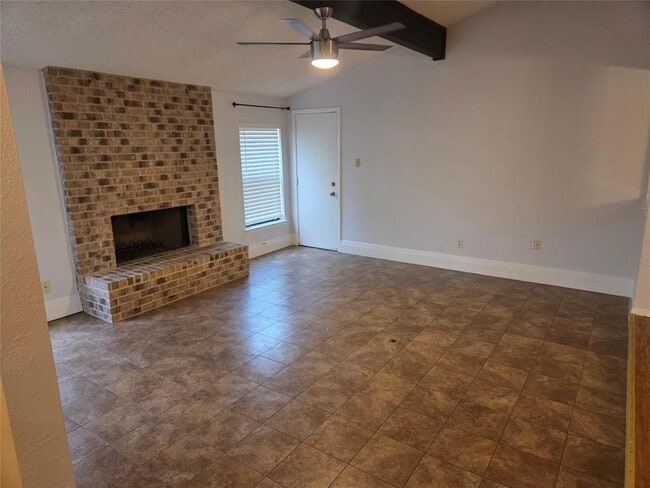 Photo - 8111 Baywood Dr