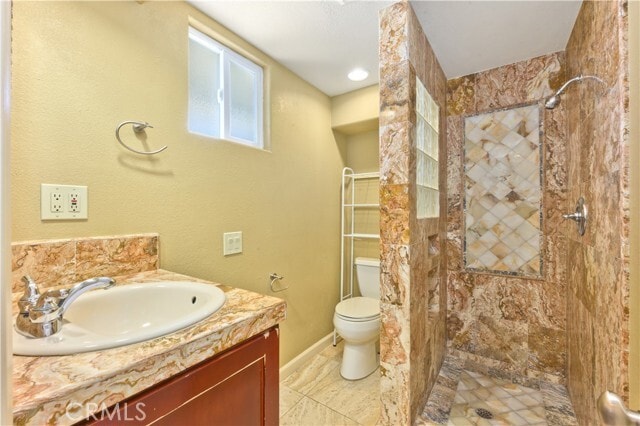 Photo - 111 Edgewater Pl