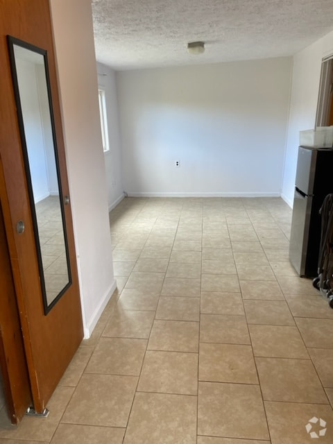 Building Photo - 148 Elilani St Rental