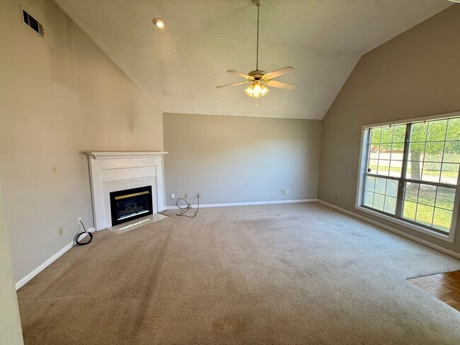 Photo - 1506 Remington Dr