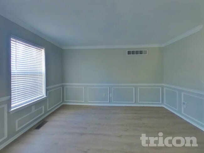 Photo - 2201 Grant Ct