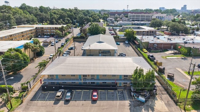 759 Apartments