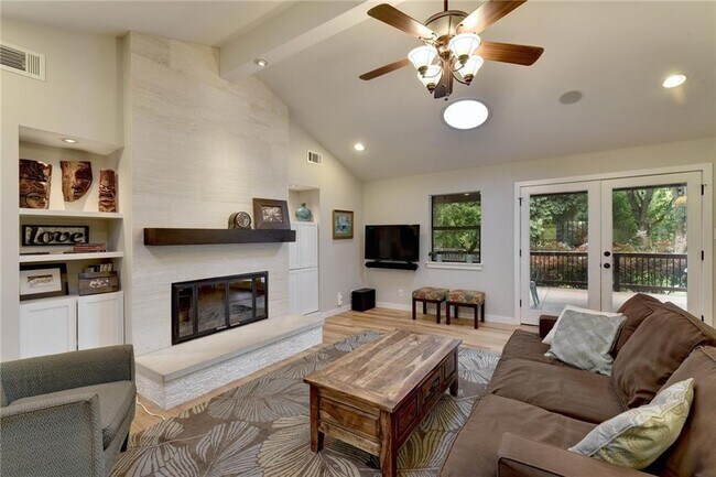 Photo - 510 Bulian Ln