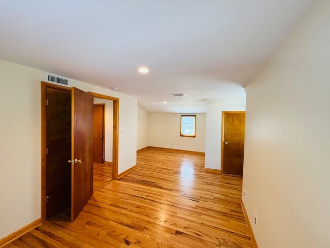 Photo - 20 Union Ave