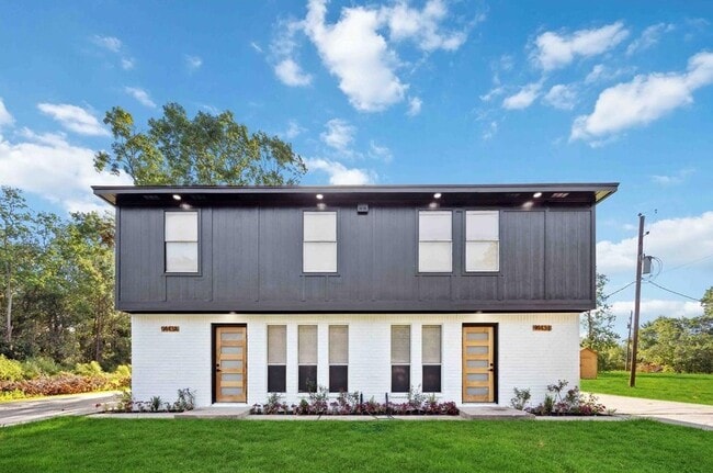 Building Photo - 9443 Radio Rd