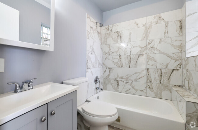 Building Photo - 7255 S Calumet Ave Rental