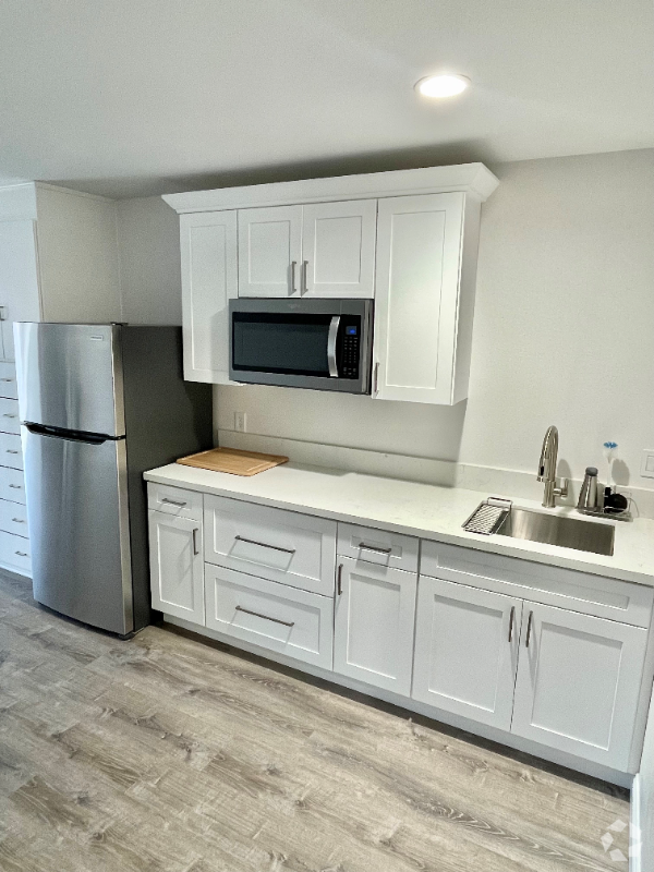 Building Photo - 17200 Newhope St Unit #36B Rental