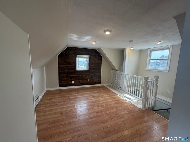 Photo - 78 Francis St