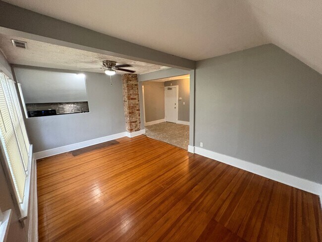 Photo - 2800 R St Unit #2