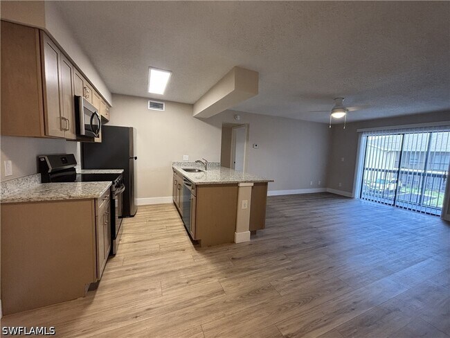 Photo - 5319 Summerlin Rd Unit 1916