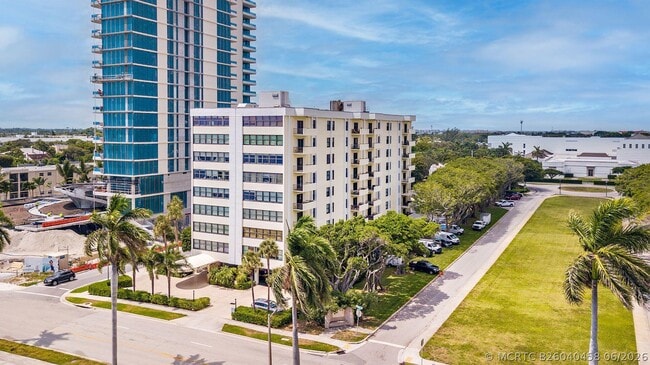 Building Photo - 1501 S Flagler Dr Unit 5g