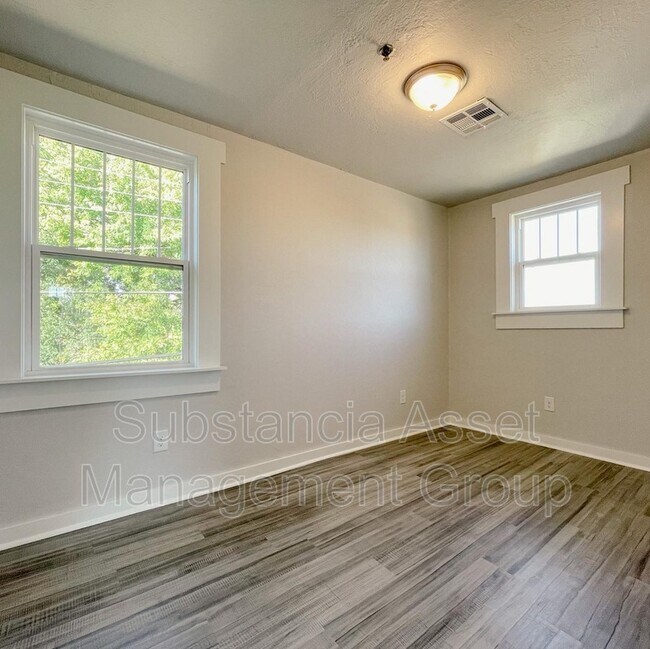 Photo - 727 Culbertson Dr