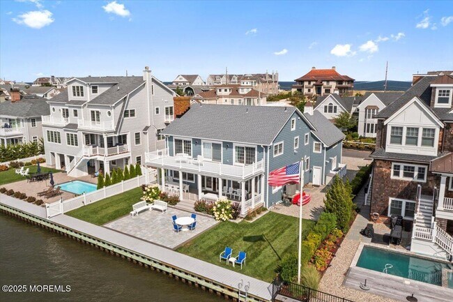 Photo - 1118 Barnegat Ln