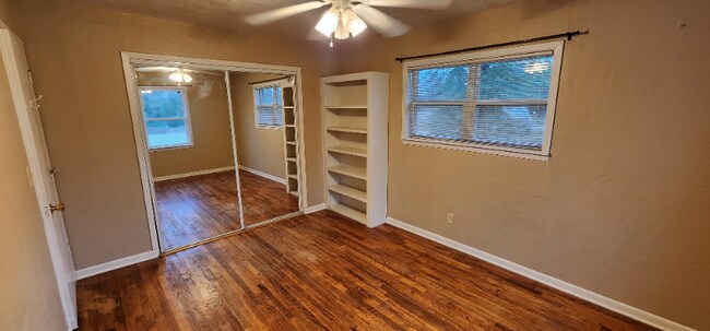 Photo - 1922 FM 1795