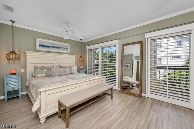 Photo - 995 9th Ave S
