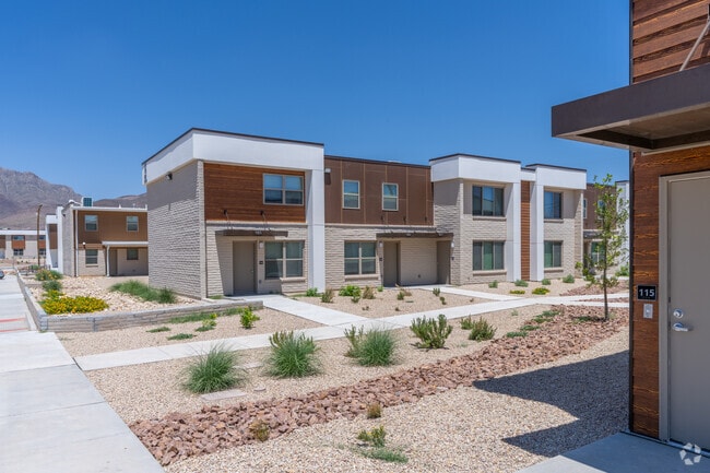 Sun Pointe Apartments