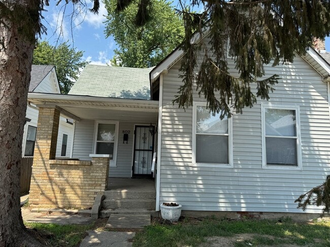Photo - Bates Hendricks 3 Bedroom 2 Bath