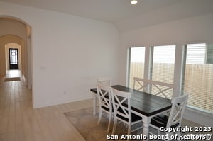 Photo - 9417 Iron Keeper