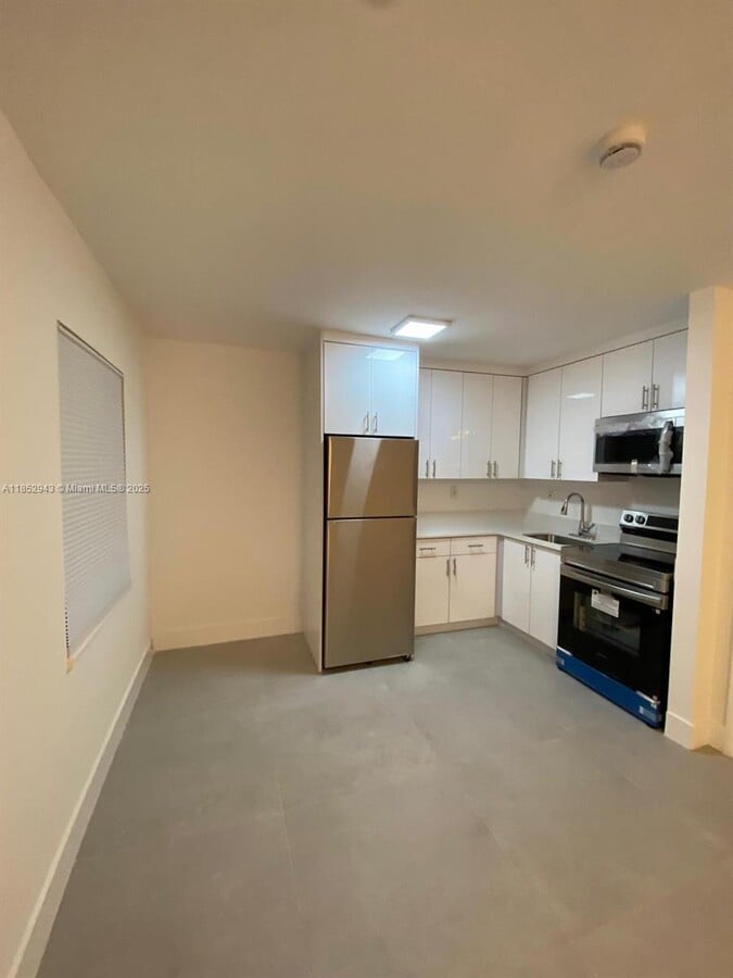 Photo - 615 NE 3rd St Apartment Unit 1