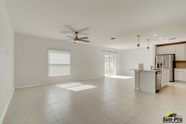 Photo - 1102 Belle Isle Ln