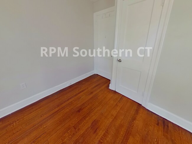 Single Family Home | 4 bedroom | Hamden