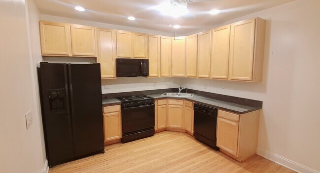 6452 N Bell Ave Unit 1