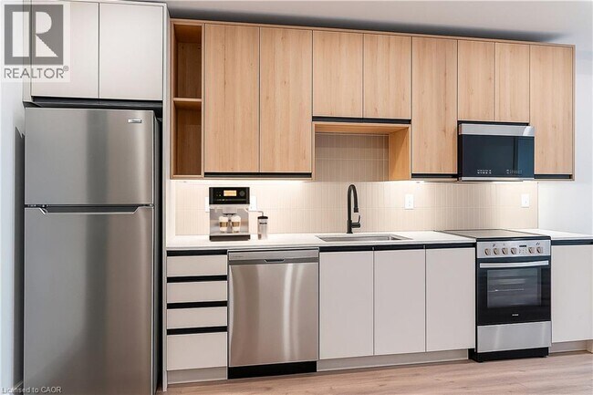 Photo - 4390 Hillview Dr Unité 204