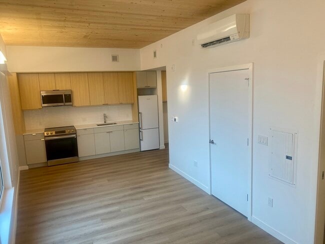 Photo - 154 Broadway Unit 505