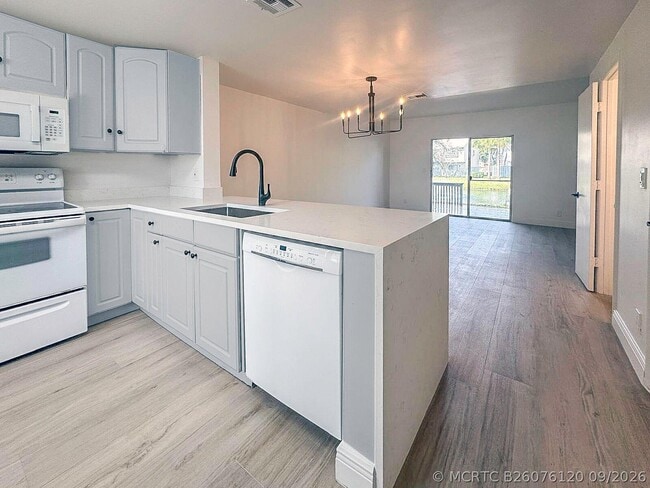 153 SW 3rd St