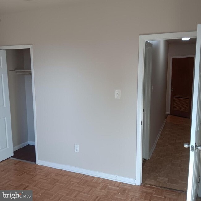 Photo - 1734 W Diamond St Unidad 2