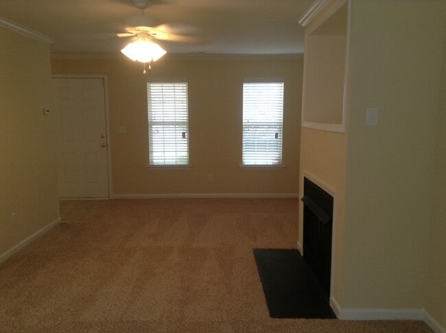 Photo - 139 Ashmont Dr