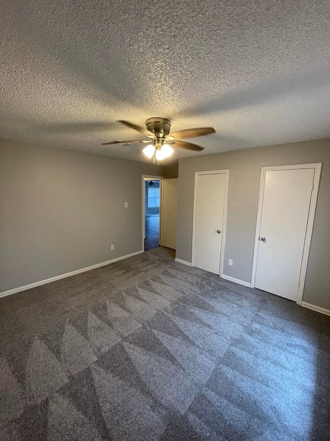 Building Photo - 5003 Spring Forest Dr