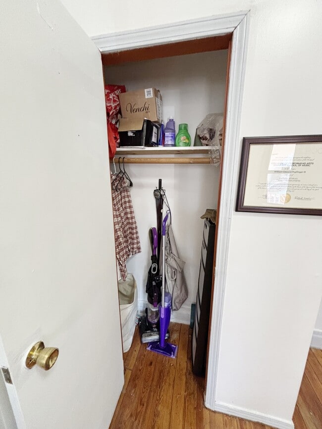 Photo - 535 E 29th St