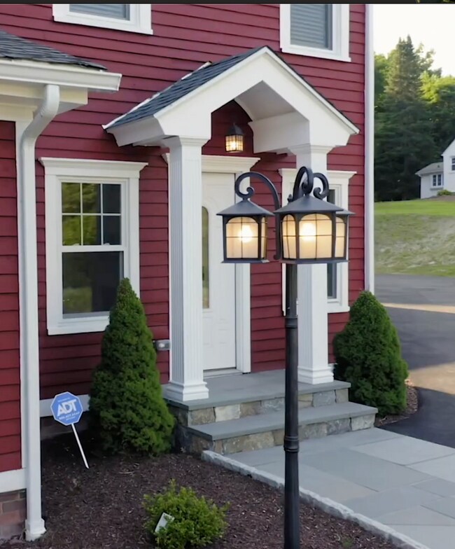 Photo - The Bassett House