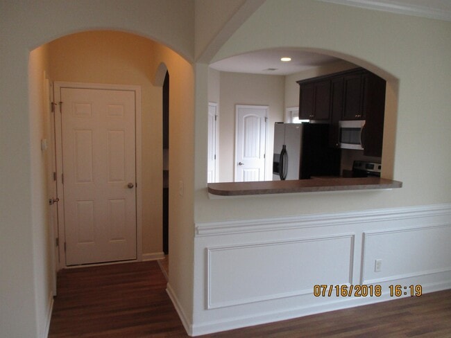 Photo - 159 Chapel Lake S