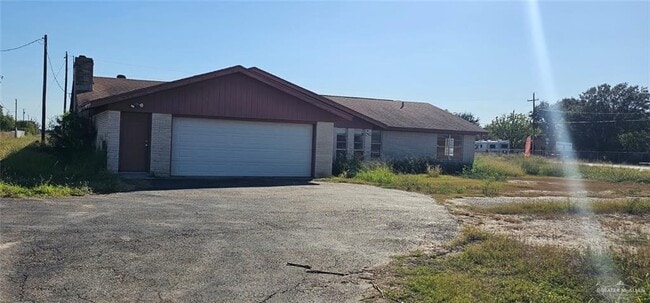 Building Photo - 10 Richardson Rd