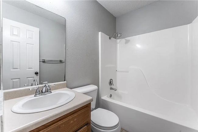 Photo - 3501 SW Landau Ct Unit 3501 SW Landau Ct Apt 1