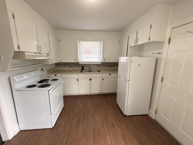 Photo - Updated 3BR Home Near USC + Solar Savings