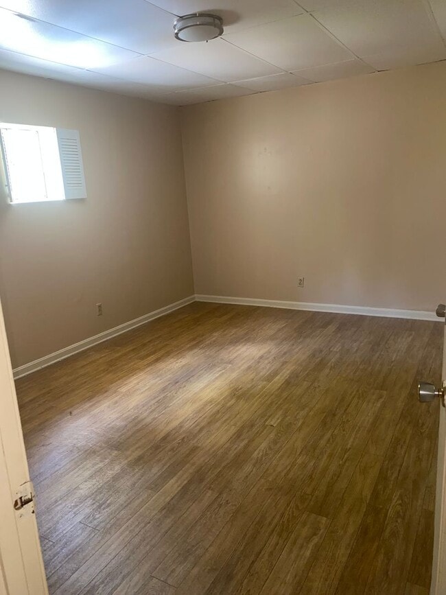 Photo - YF24-Eastwood Unit CJY2-7