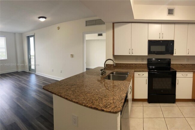 Photo - 1830 Radius Dr Unidad 908