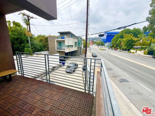 Photo - 505 N San Vicente Blvd