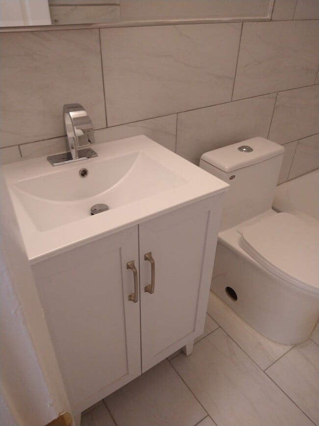 Baño principal - 1600 Church Rd Unidad A202