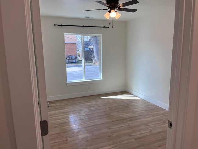 Dormitorio 1 - 1895 S 200 E Unidad D