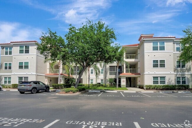 Building Photo - 23660 Walden Center Dr Rental