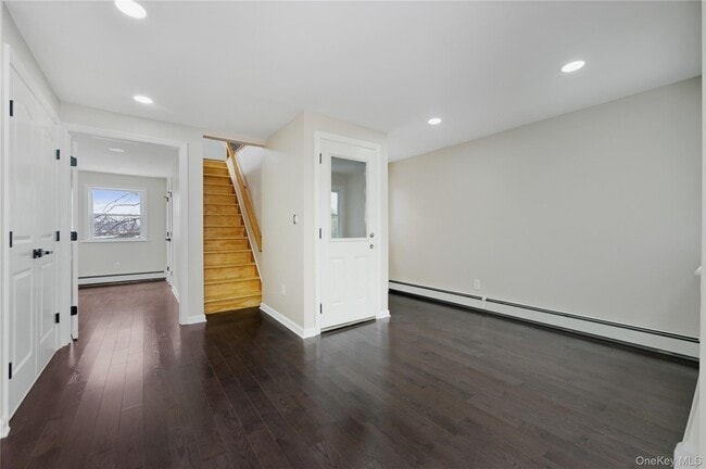 Photo - 120 Maple Ave Unit 2nd FLOOR